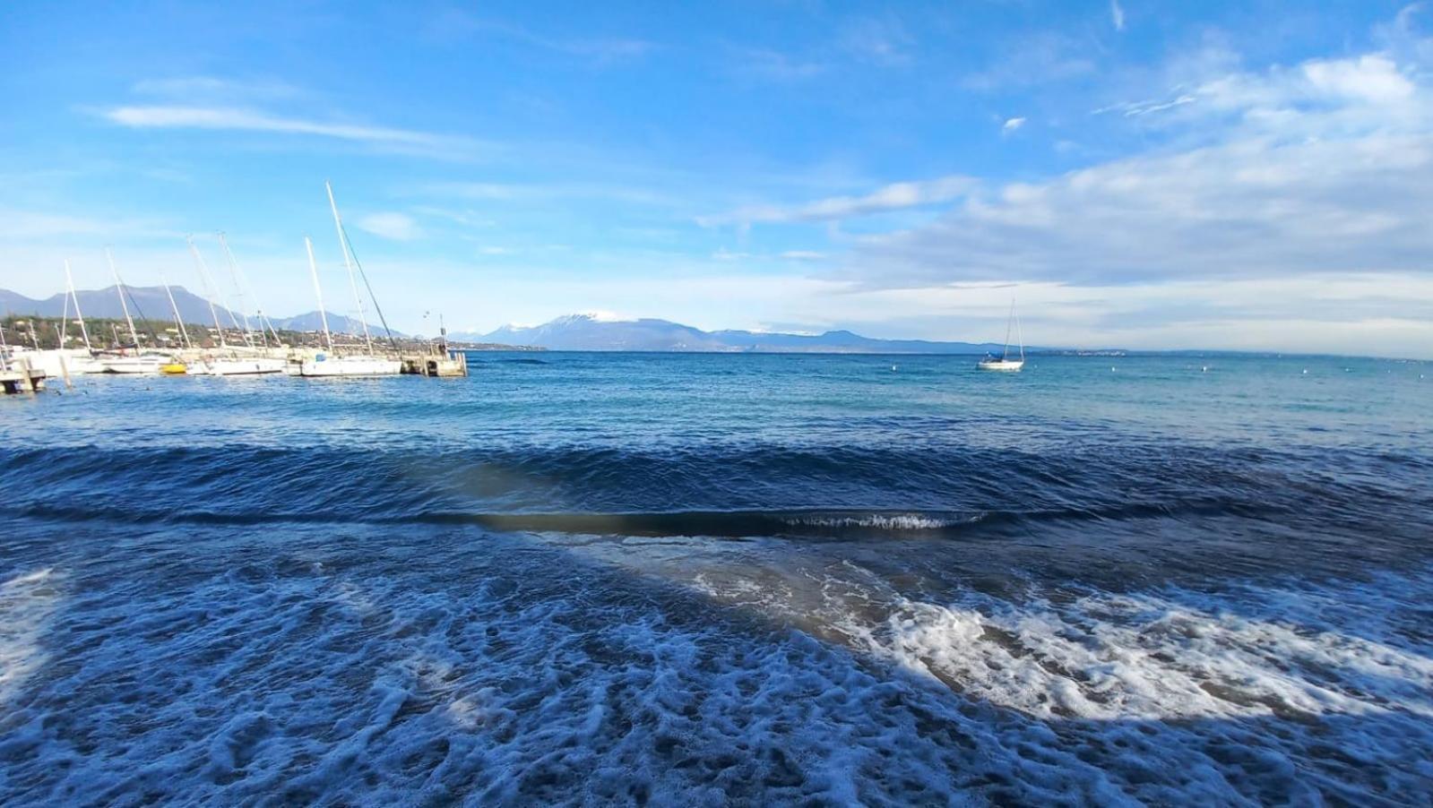 Appartamento Al Castello Padenghe sul Garda Luaran gambar